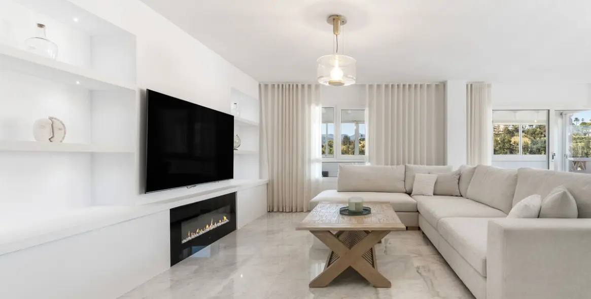 Short-term rent of penthouse in Nueva Andalucía 1