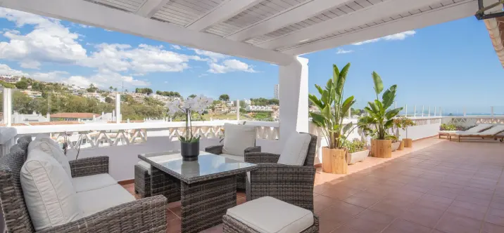Short-term rent of penthouse in Nueva Andalucía 1