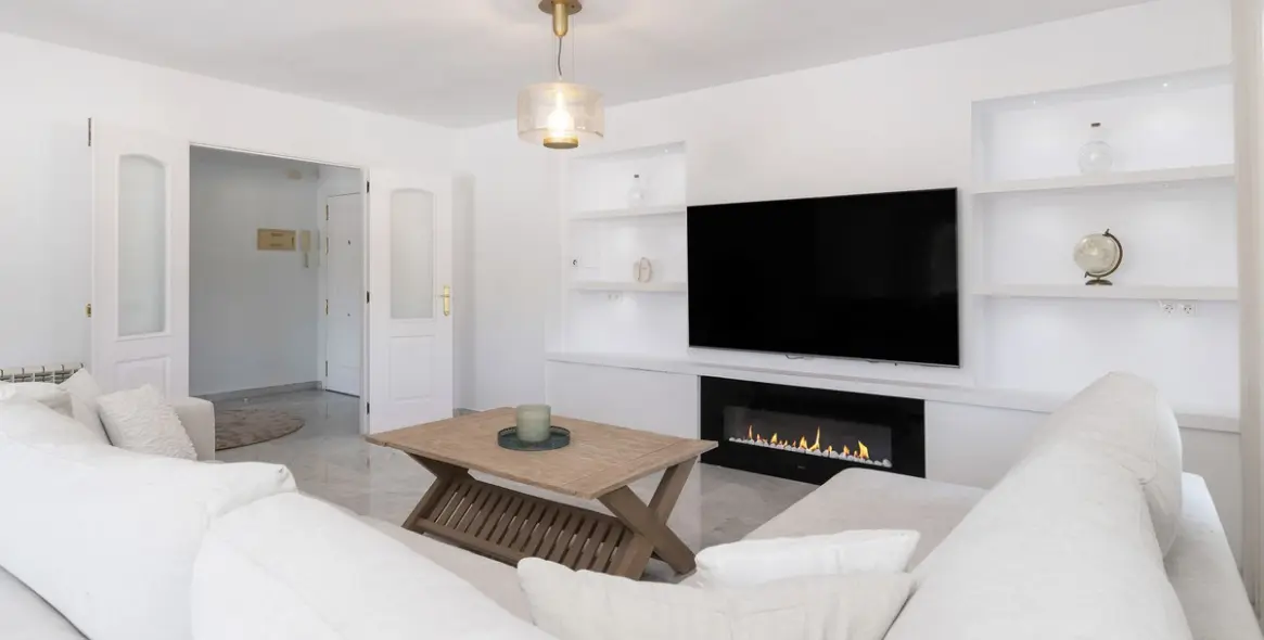 Short-term rent of penthouse in Nueva Andalucía 5