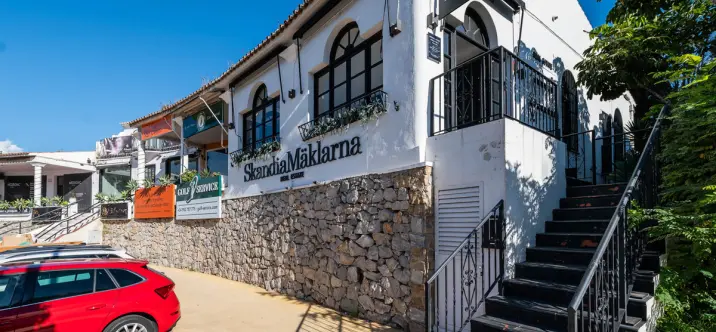 Long-term rent of office in Nueva Andalucía 0