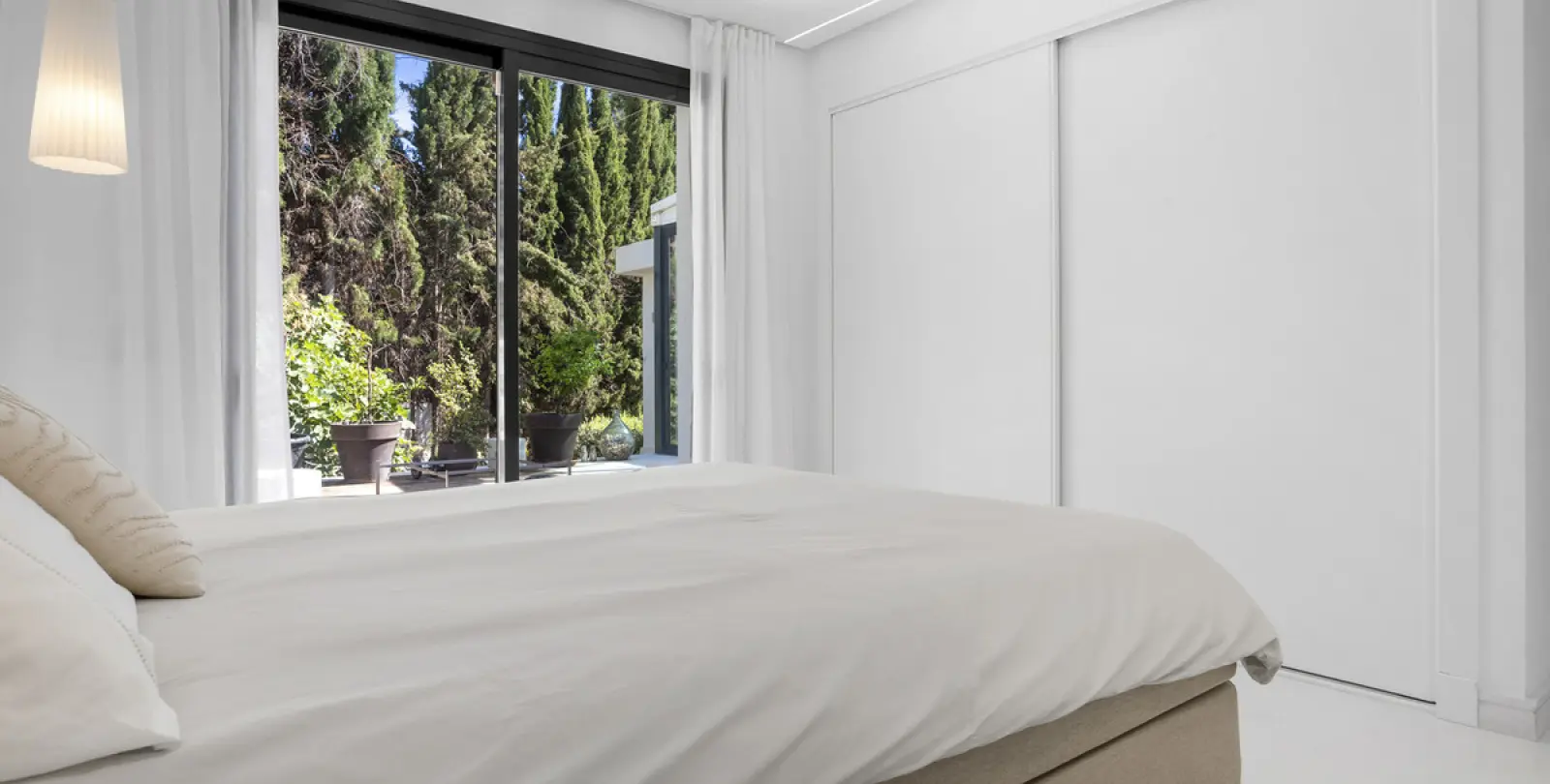 Short-term rent of detached villa in Nueva Andalucía 6