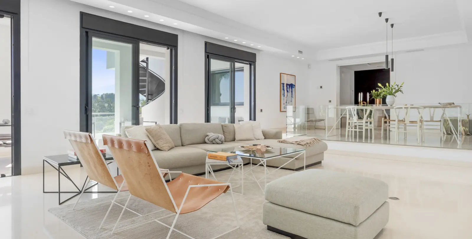 Short-term rent of detached villa in Nueva Andalucía 15