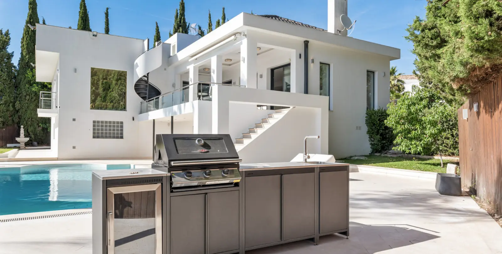 Short-term rent of detached villa in Nueva Andalucía 20