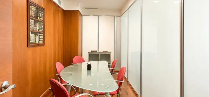 Long-term rent of office in Marbella 4