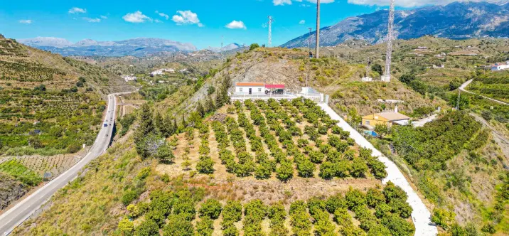 Venta de villa independiente en La Viñuela 0