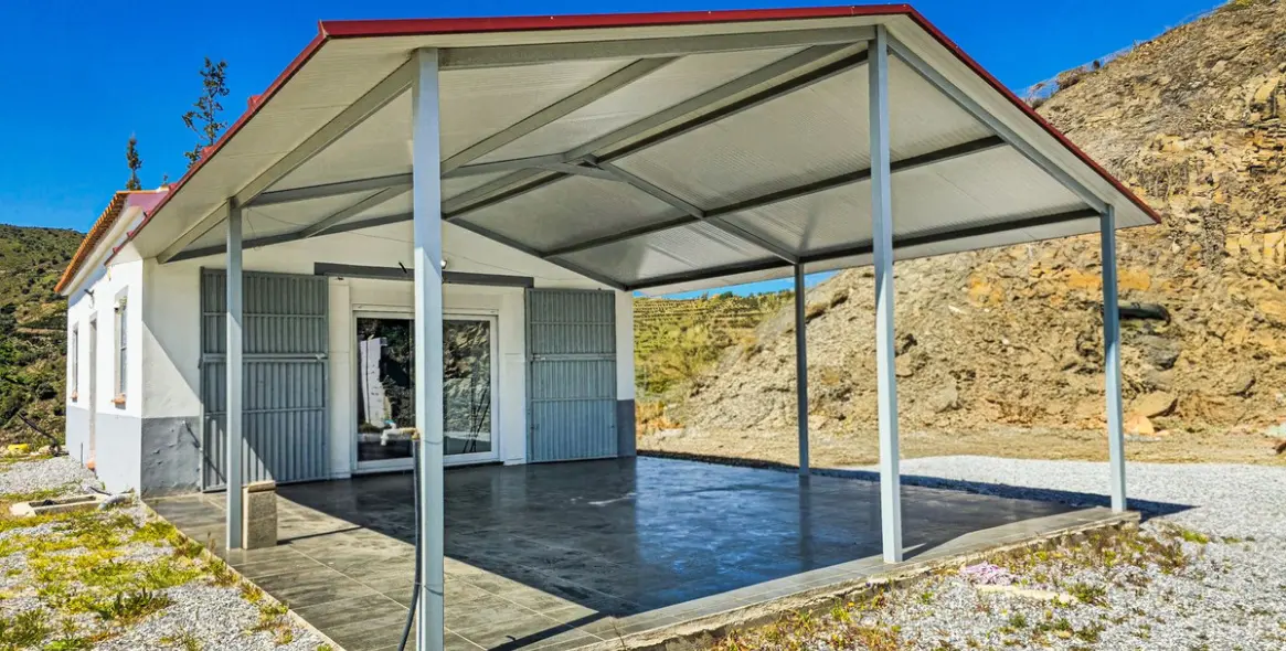 Venta de villa independiente en La Viñuela 32