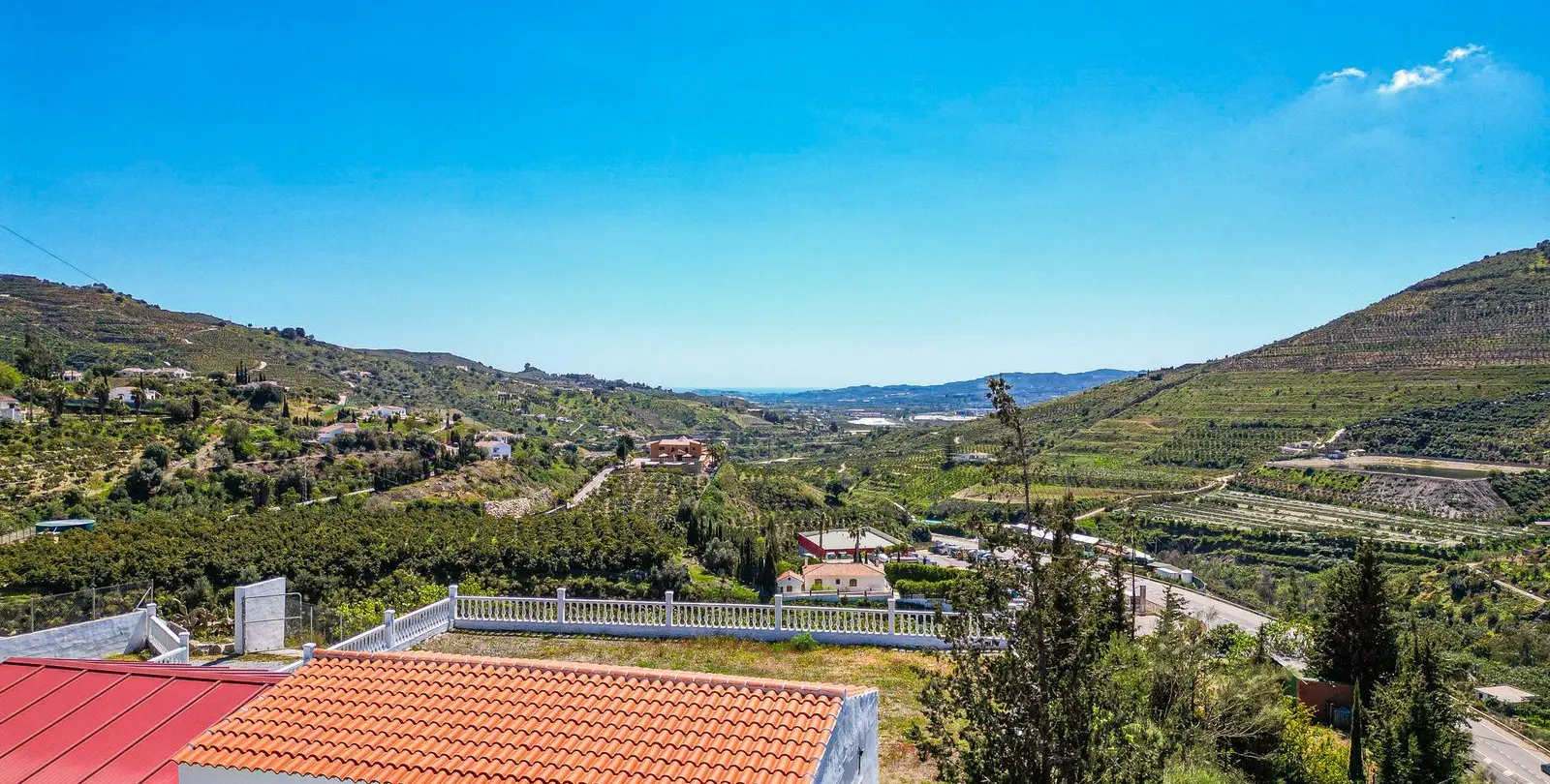 Venta de villa independiente en La Viñuela 8