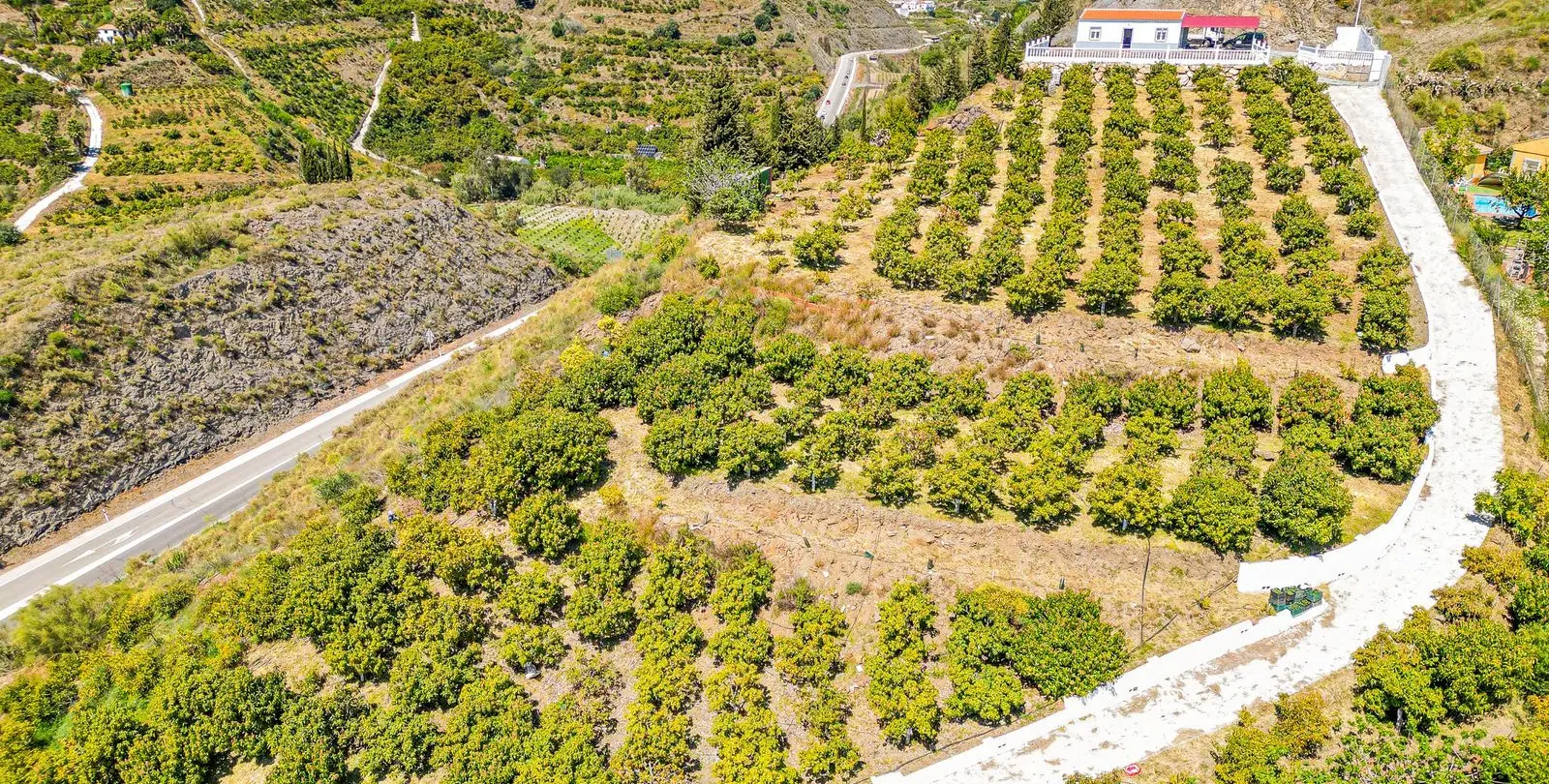 Venta de villa independiente en La Viñuela 52