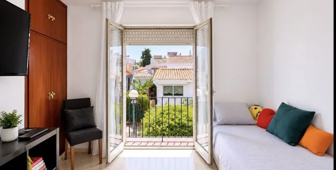 Sale of semi-detached house in Estepona 7