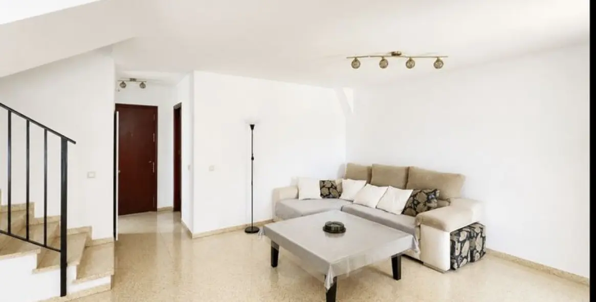 Sale of semi-detached house in Estepona 10