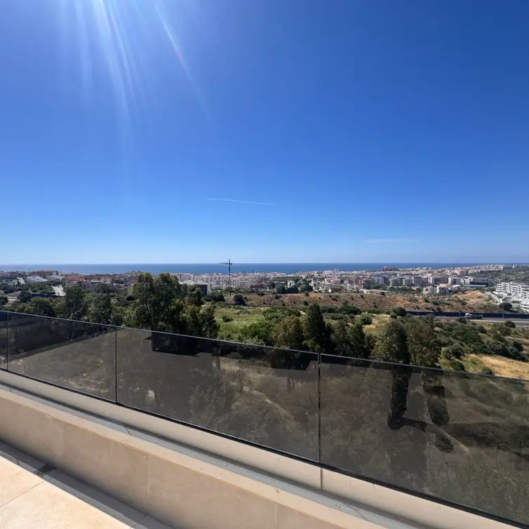 Sale of penthouse in Estepona