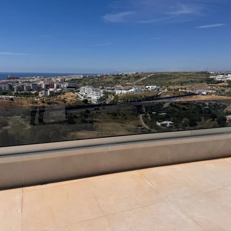 Sale of penthouse in Estepona