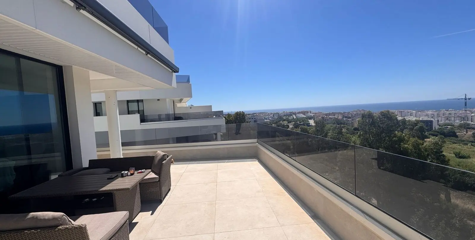 Продажа пентхауса в Estepona 17