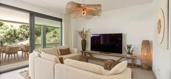 Alquiler a largo plazo de apartamento en planta media en Altos de los Monteros 4