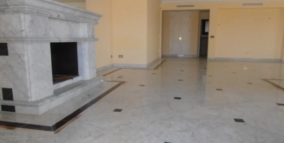 Long-term rent of middle floor apartment in Sierra Blanca 2