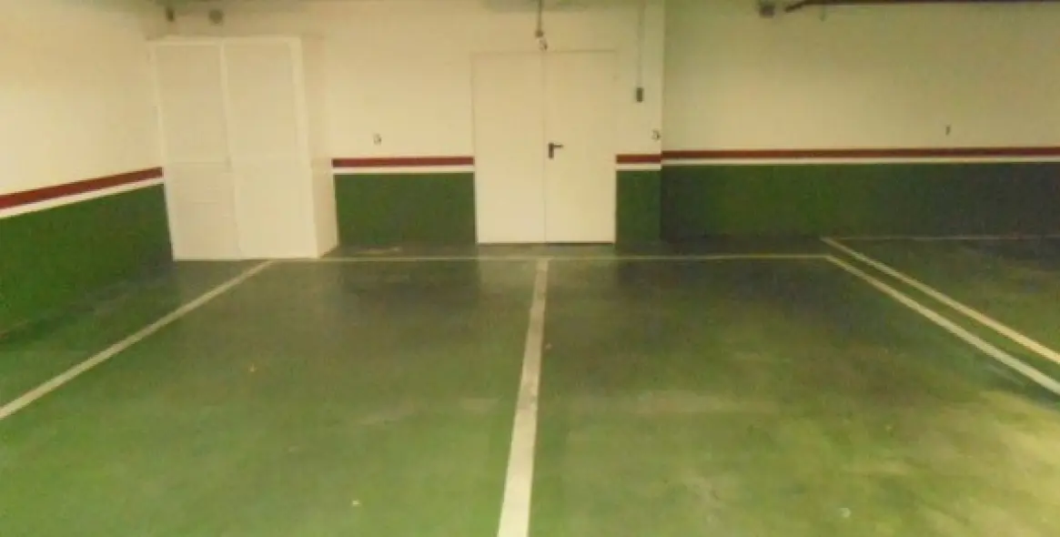 Long-term rent of middle floor apartment in Sierra Blanca 34