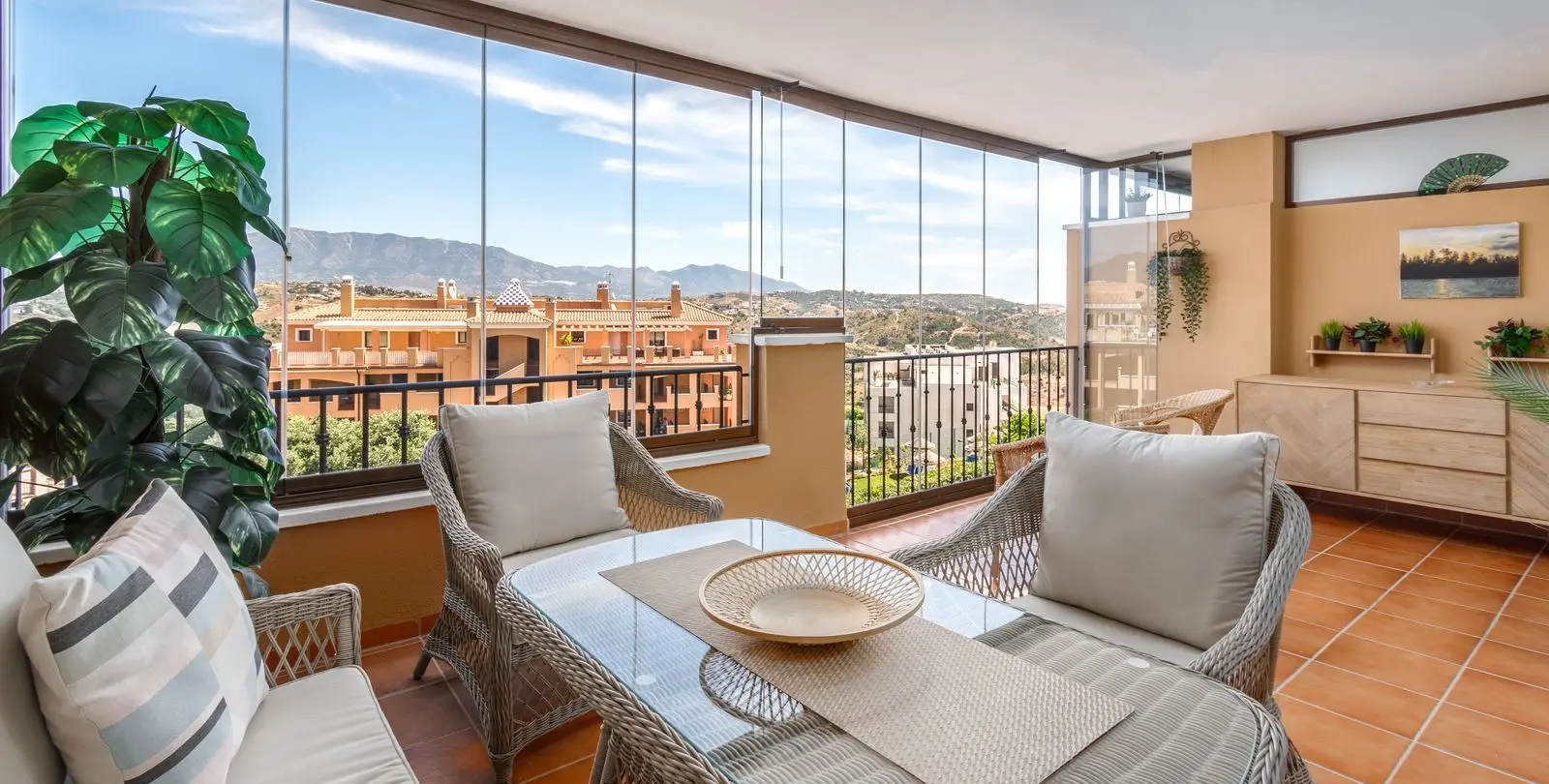 Продажа апартаментов на среднем этаже в La Cala de Mijas 1