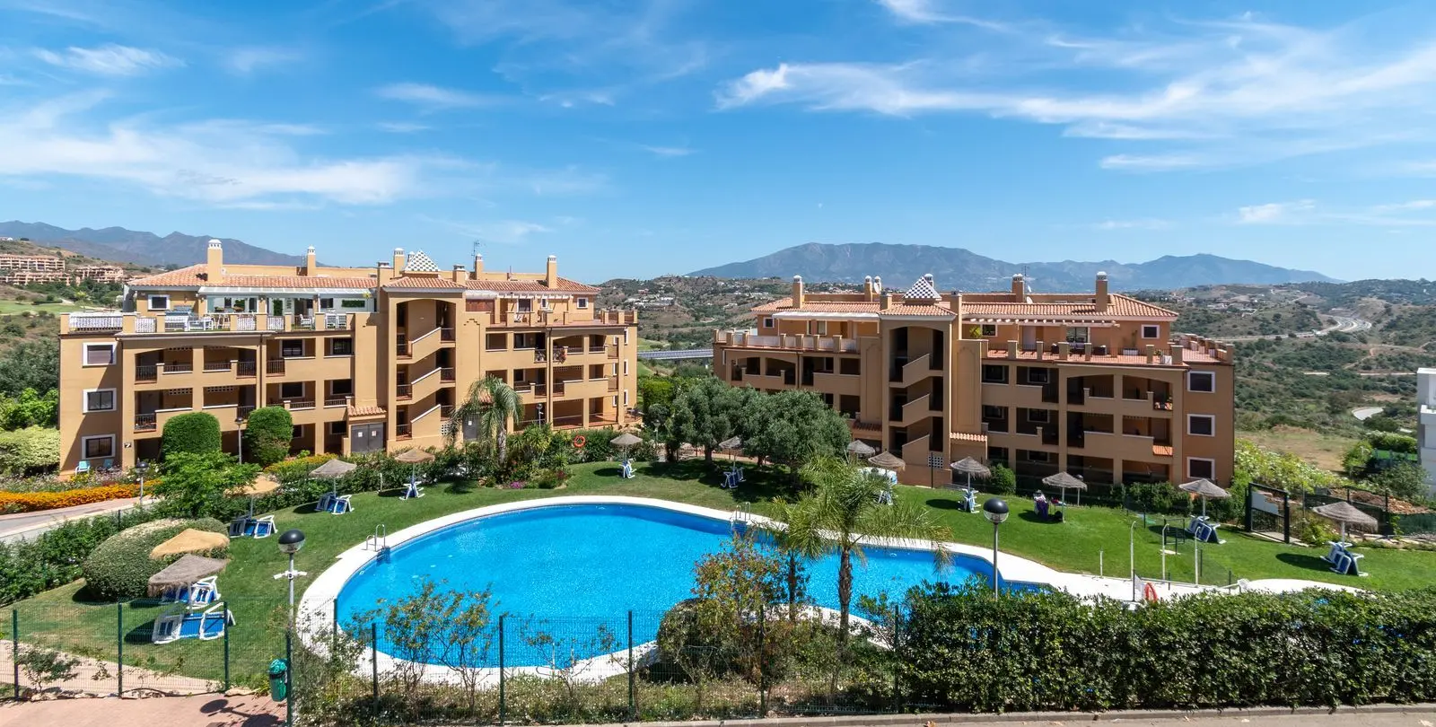 Продажа апартаментов на среднем этаже в La Cala de Mijas 21