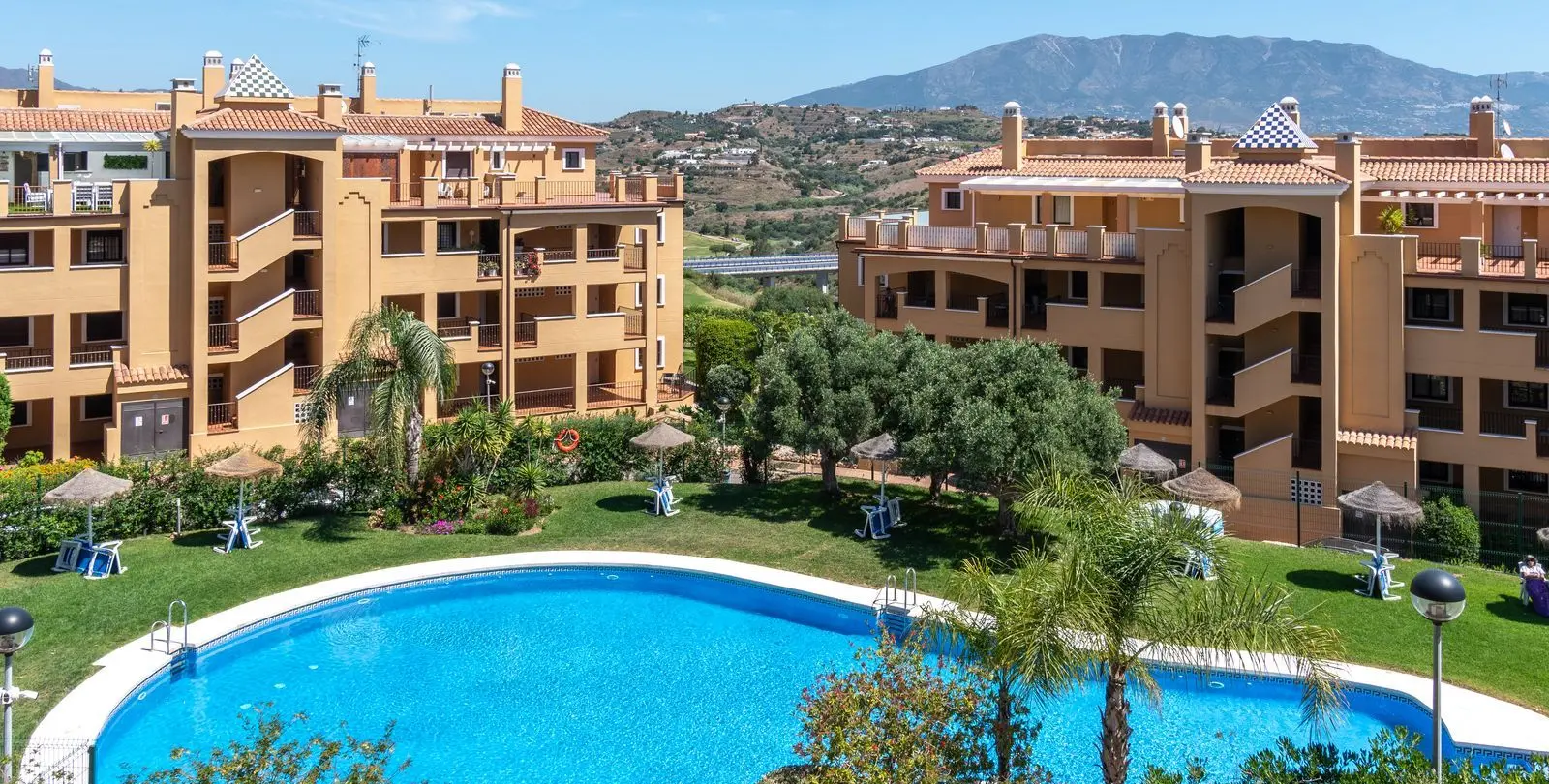 Продажа апартаментов на среднем этаже в La Cala de Mijas 22
