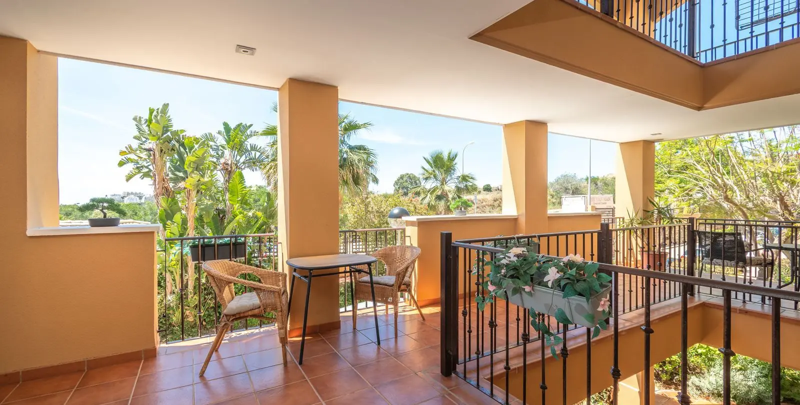 Продажа апартаментов на среднем этаже в La Cala de Mijas 26