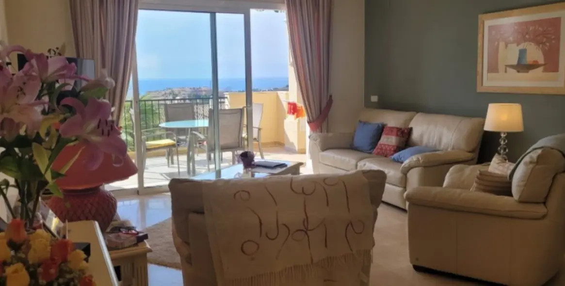 Venta de apartamento en planta media en Riviera del Sol 2