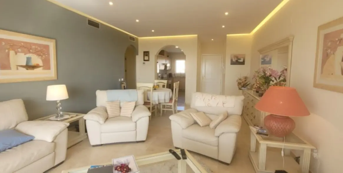 Venta de apartamento en planta media en Riviera del Sol 11