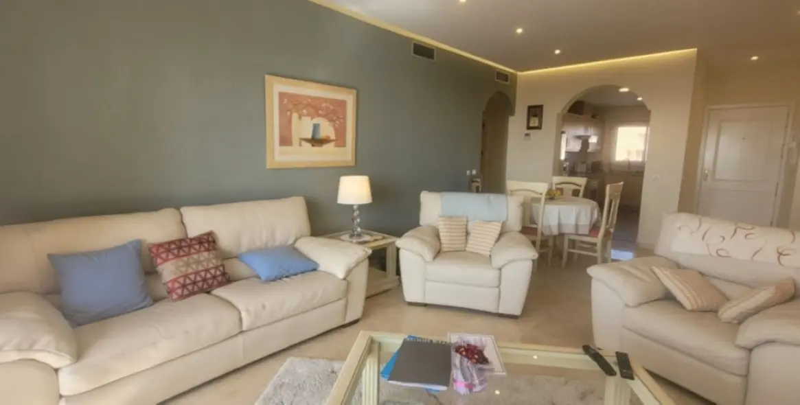 Venta de apartamento en planta media en Riviera del Sol 12