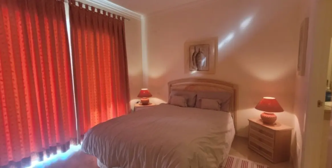 Venta de apartamento en planta media en Riviera del Sol 21