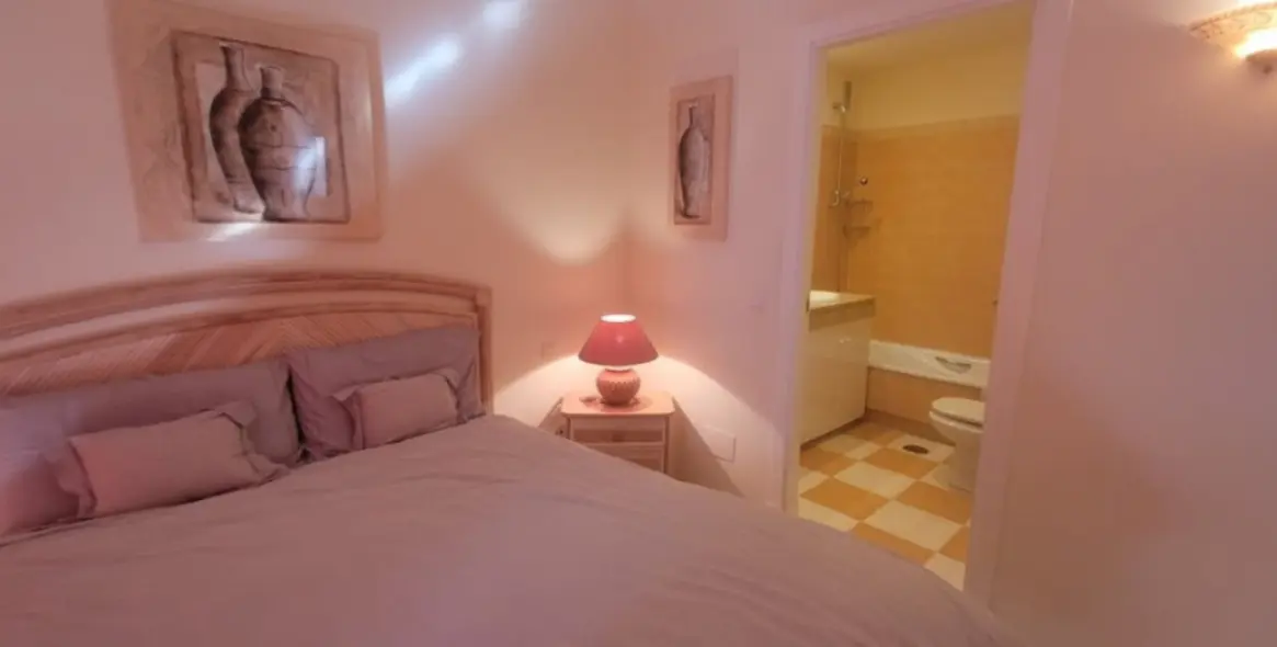 Venta de apartamento en planta media en Riviera del Sol 22