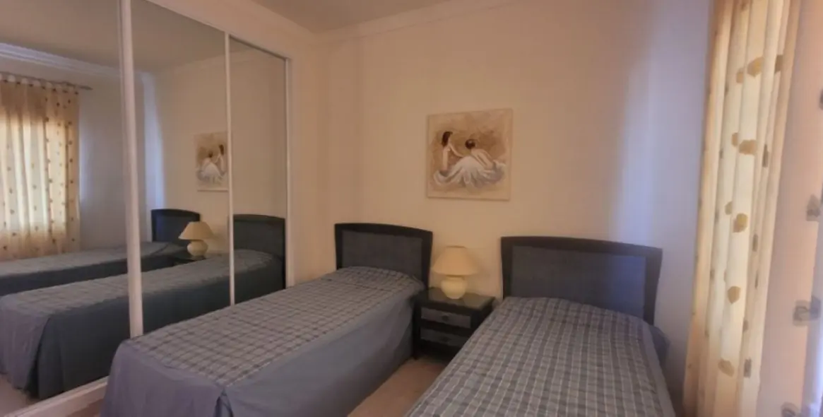 Venta de apartamento en planta media en Riviera del Sol 29