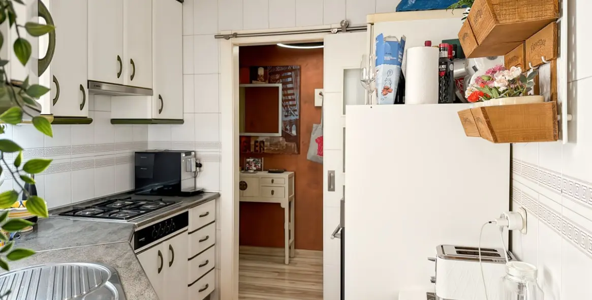 Продажа апартаментов на среднем этаже в La Victoria 10