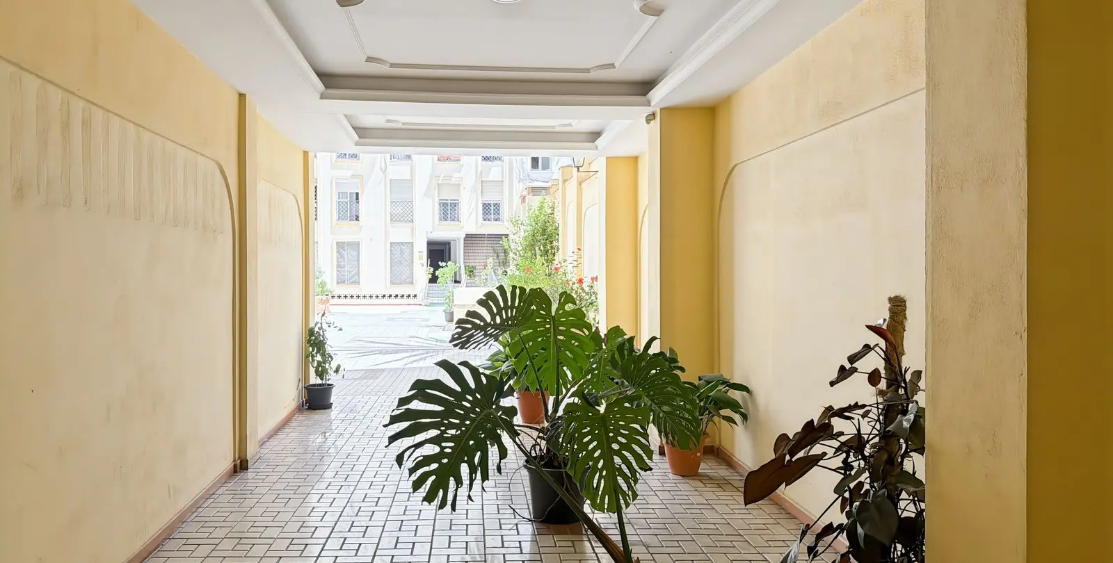 Продажа апартаментов на среднем этаже в La Victoria 42