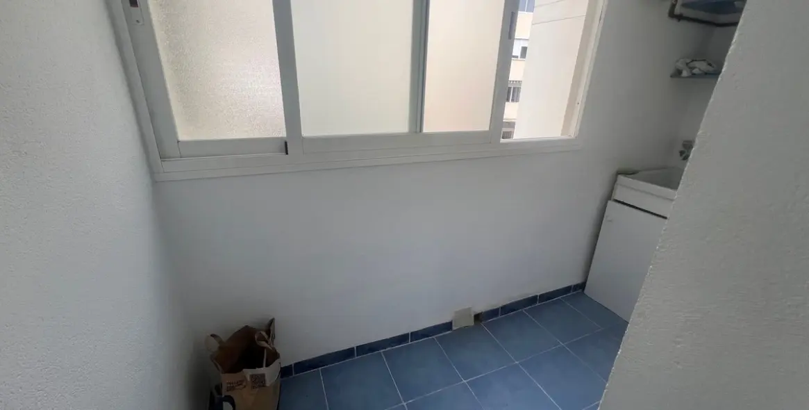 Продажа апартаментов на среднем этаже в Estepona 11