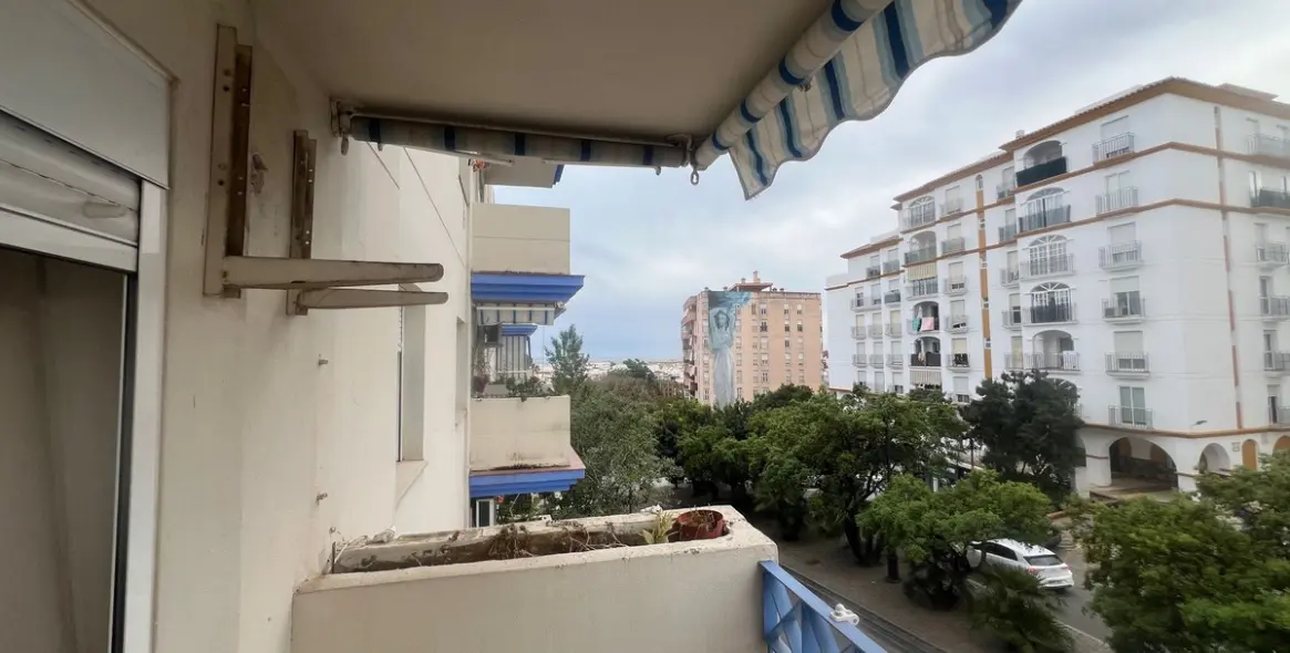 Продажа апартаментов на среднем этаже в Estepona 31