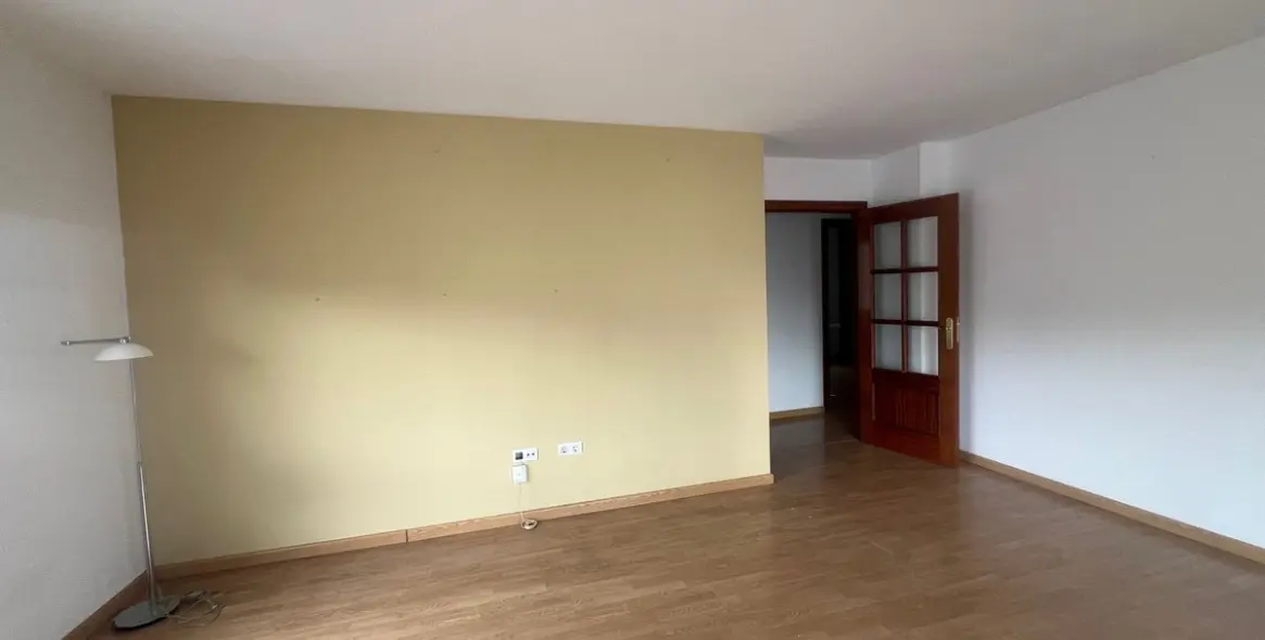 Продажа апартаментов на среднем этаже в Estepona 35