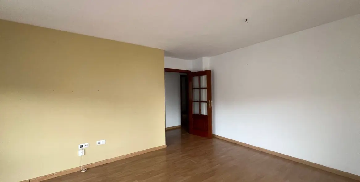 Продажа апартаментов на среднем этаже в Estepona 36