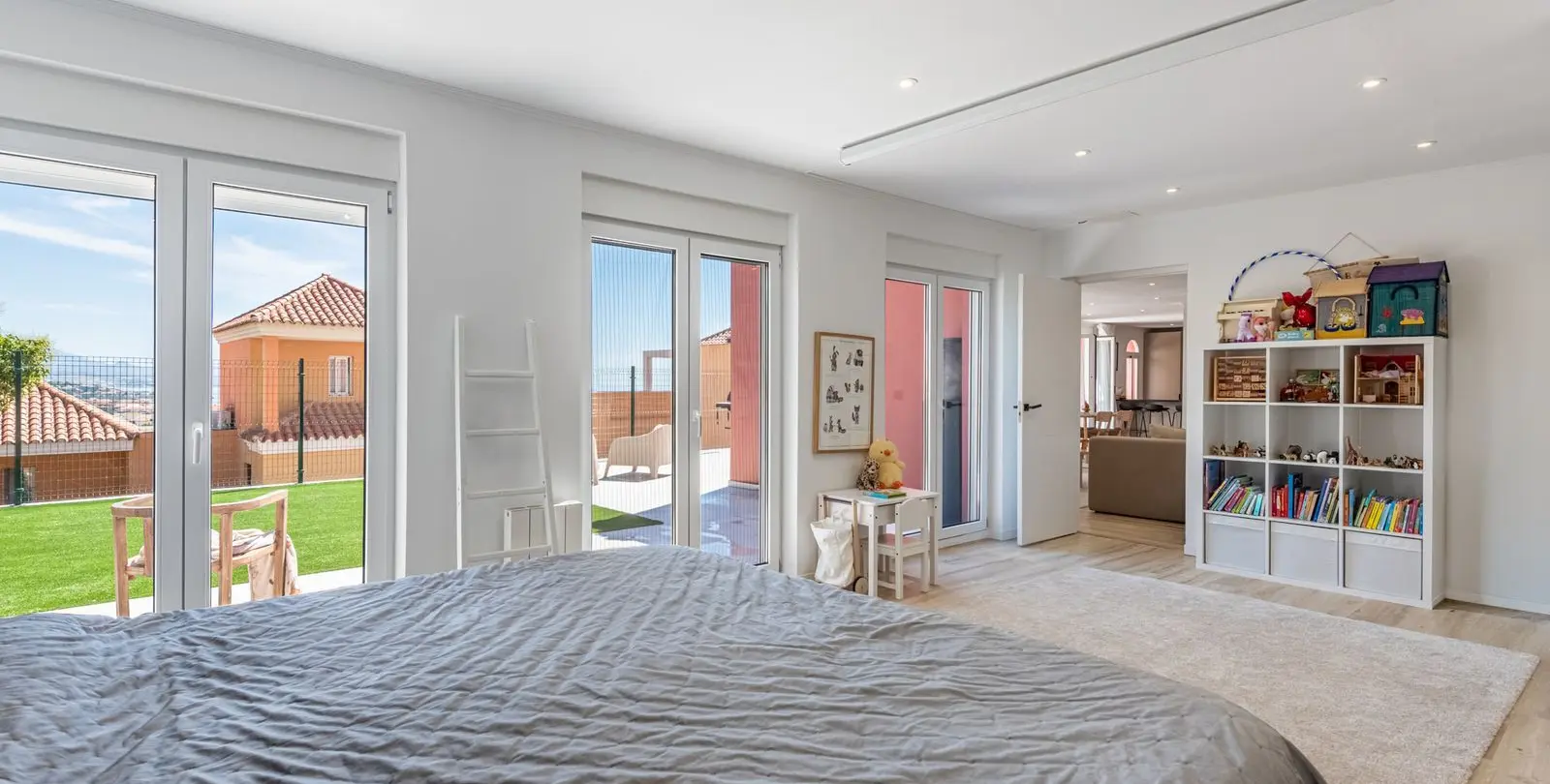 Sale of middle floor apartment in La Duquesa 13
