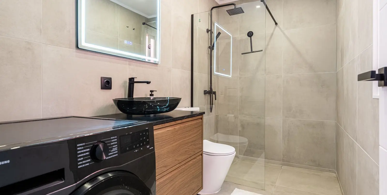Sale of middle floor apartment in La Duquesa 14