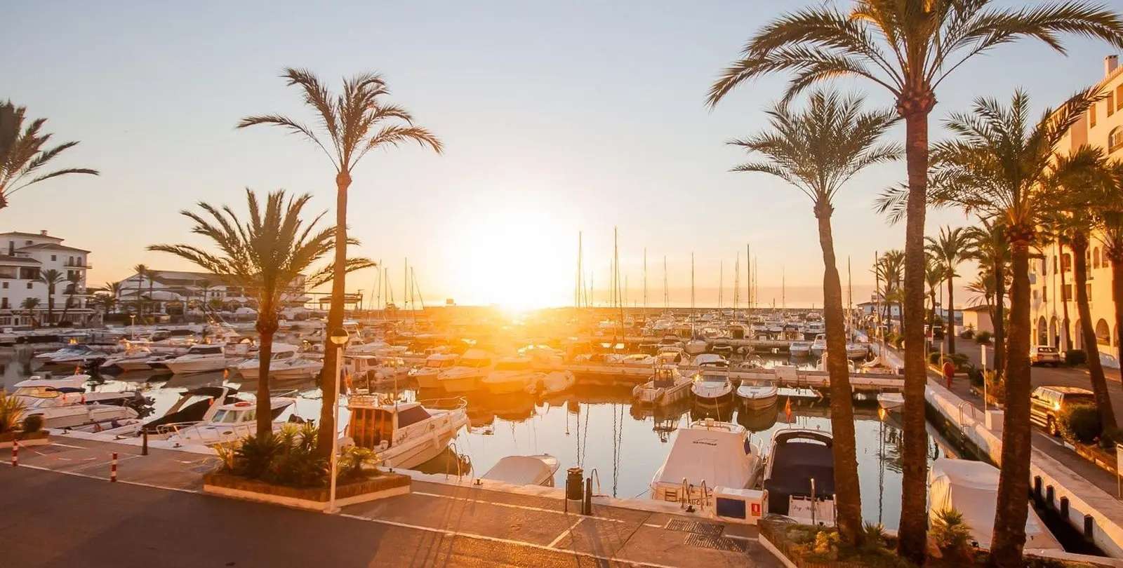 Sale of middle floor apartment in La Duquesa 26