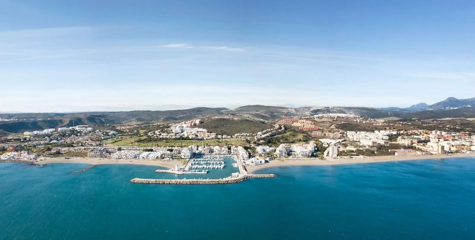 Sale of middle floor apartment in La Duquesa 27