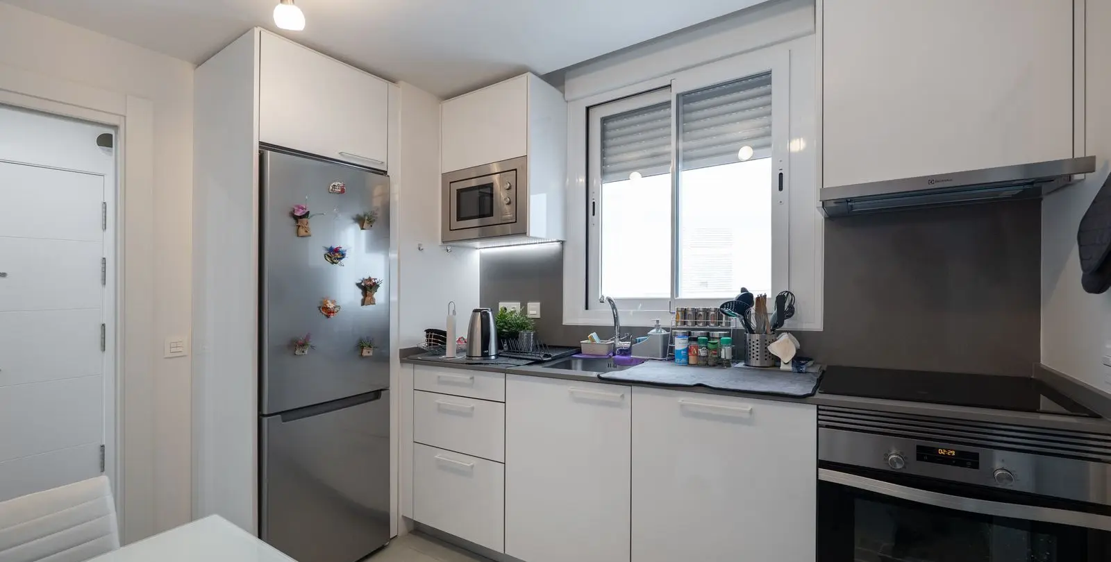 Venta de apartamento en planta media en Nueva Andalucía 4