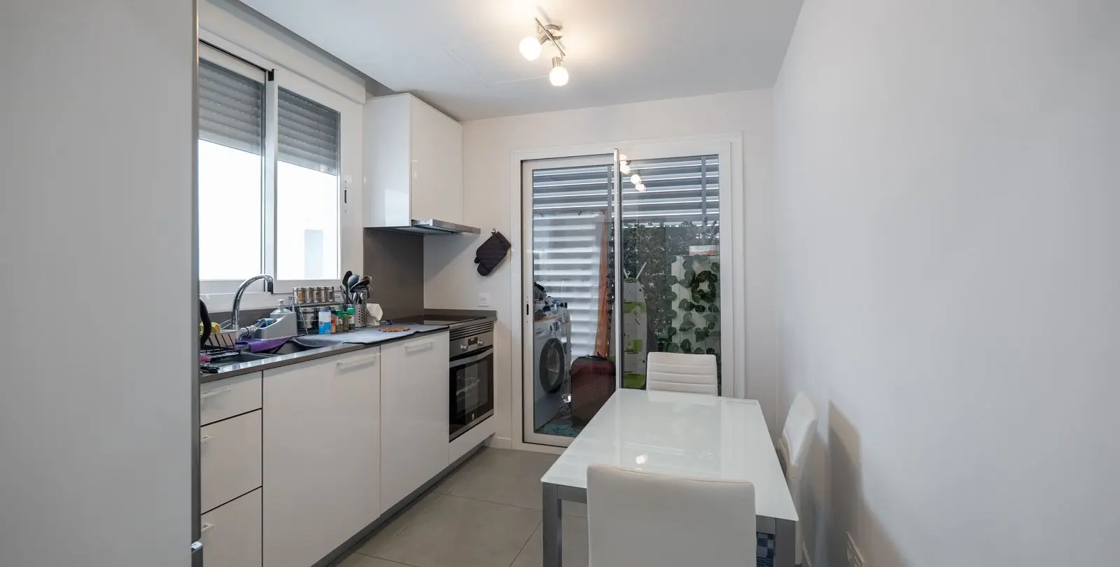 Venta de apartamento en planta media en Nueva Andalucía 6