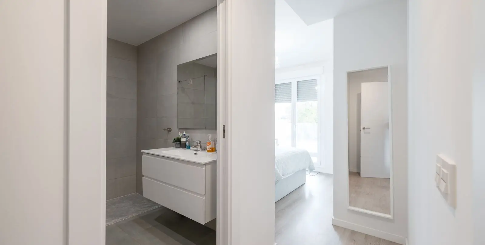Venta de apartamento en planta media en Nueva Andalucía 7
