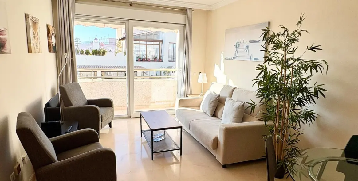 Sale of penthouse in Marbella 1