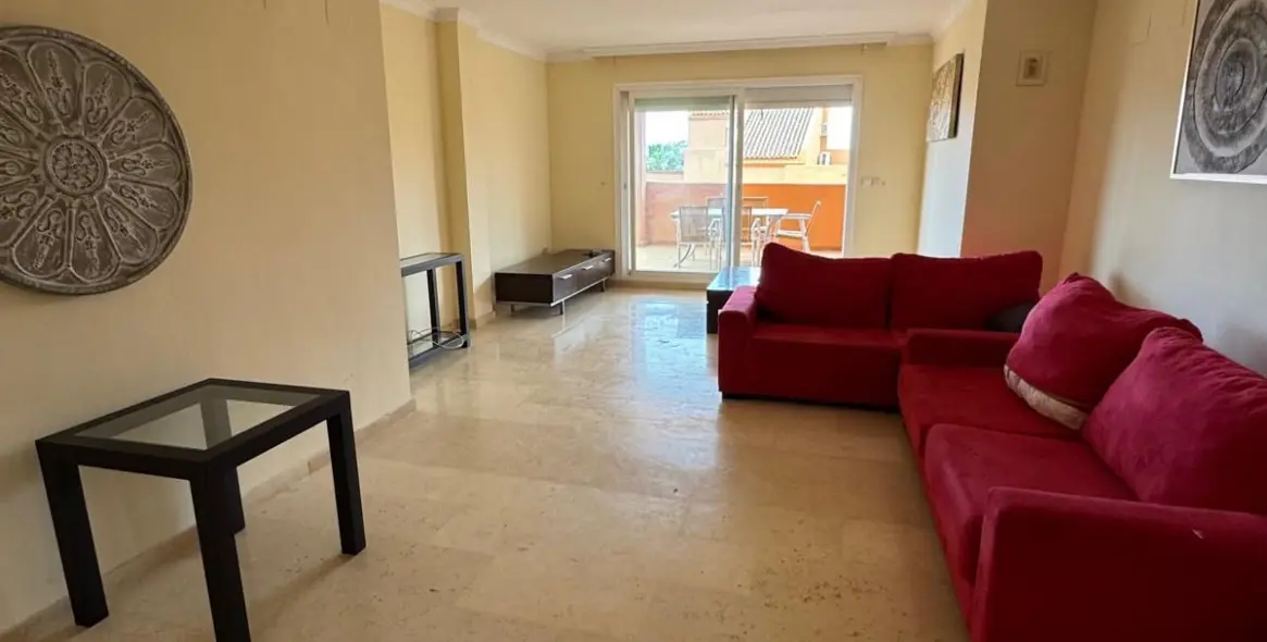 Venta de apartamento en planta baja en Elviria 1