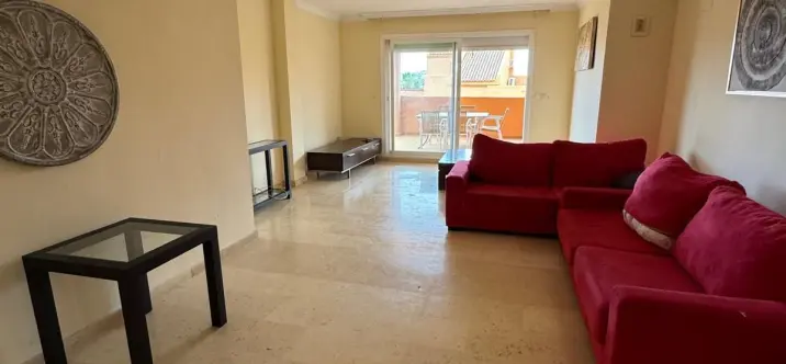 Venta de apartamento en planta baja en Elviria 0