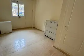 Image 4 thumb