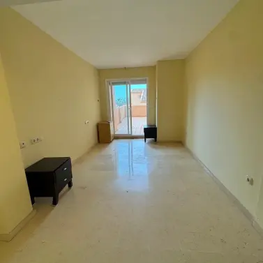 Venta de apartamento en planta baja en Elviria