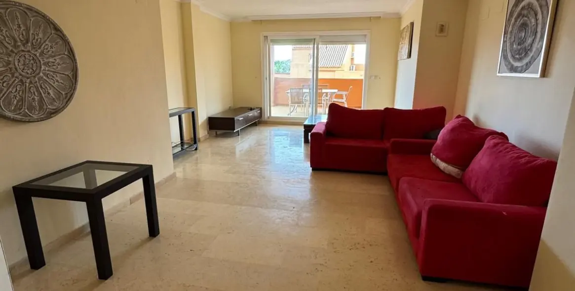 Venta de apartamento en planta baja en Elviria 10