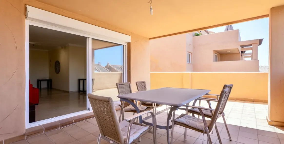 Venta de apartamento en planta baja en Elviria 24